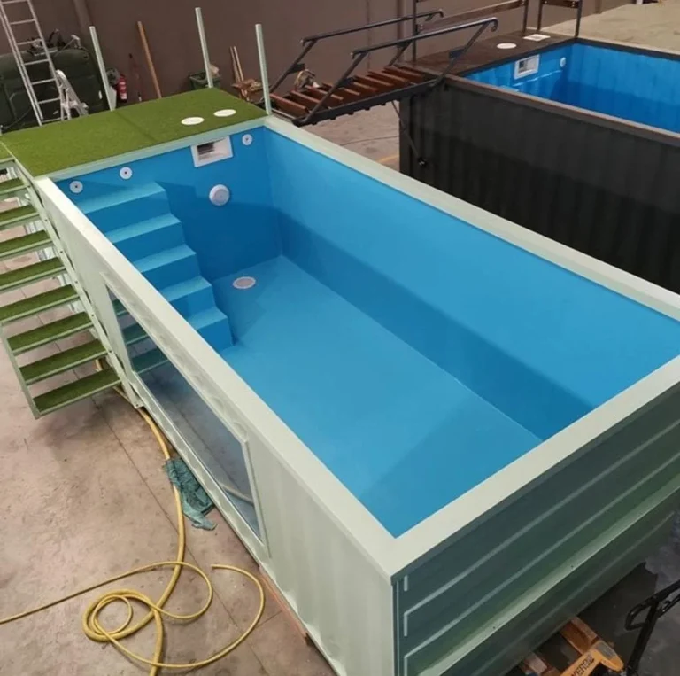 30Ft-Shipping-Container-Swimming-Pools-768x763
